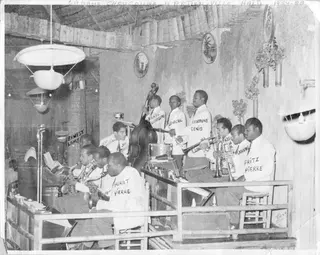Issa El Saïeh — Orchestre Issa El Saïeh à Cabane Choucoune